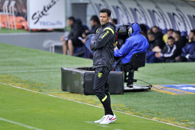 Fabio Grosso Treinador Frosinone Durante Partida Campeonato