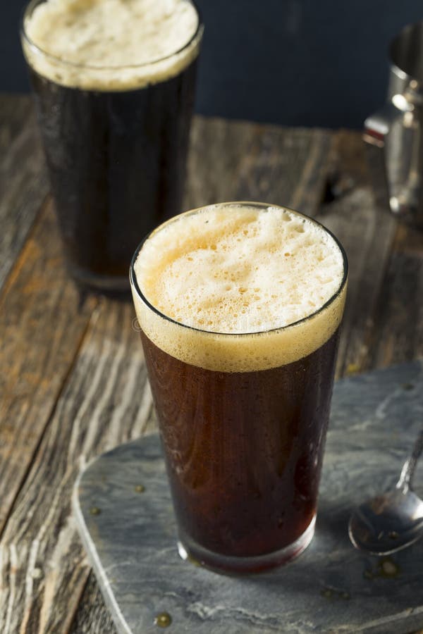 Frothy Nitro Cold Brew Coffee Stock Image - Image of cafe, latte: 85851293