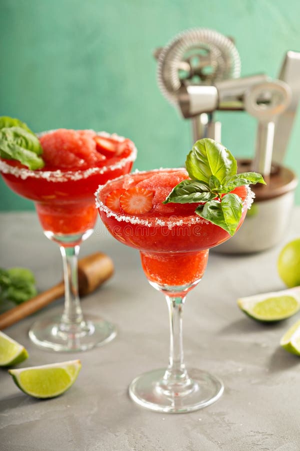 uno mas strawberry lime margarita uno mas strawberry lime margarita