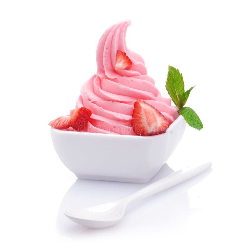 Frozen strawberry yogurt con frutta fresca e per il suo gusto cremoso di yogurt