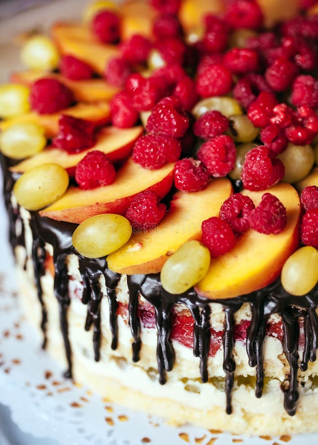 Торты на заказ от 790рубкг - купить в компании Sweets Land (Подольск) по лучшей