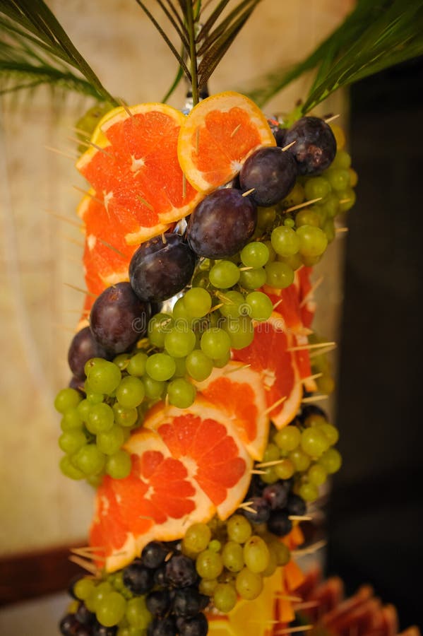 415 Banana Pineapple Kiwi Fruit Decoration Stock Photos Free