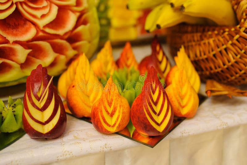 415 Banana Pineapple Kiwi Fruit Decoration Stock Photos Free