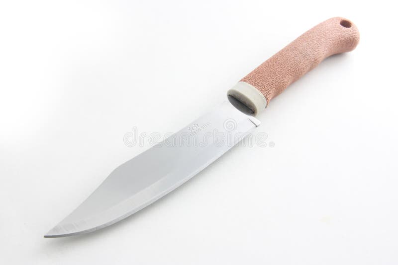 Un coltello isolato su sfondo bianco.