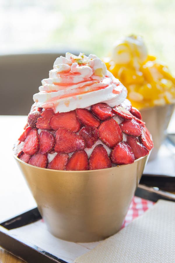 Fruit shaved ice stock image. Image of melt, fresh, dessert 74675173