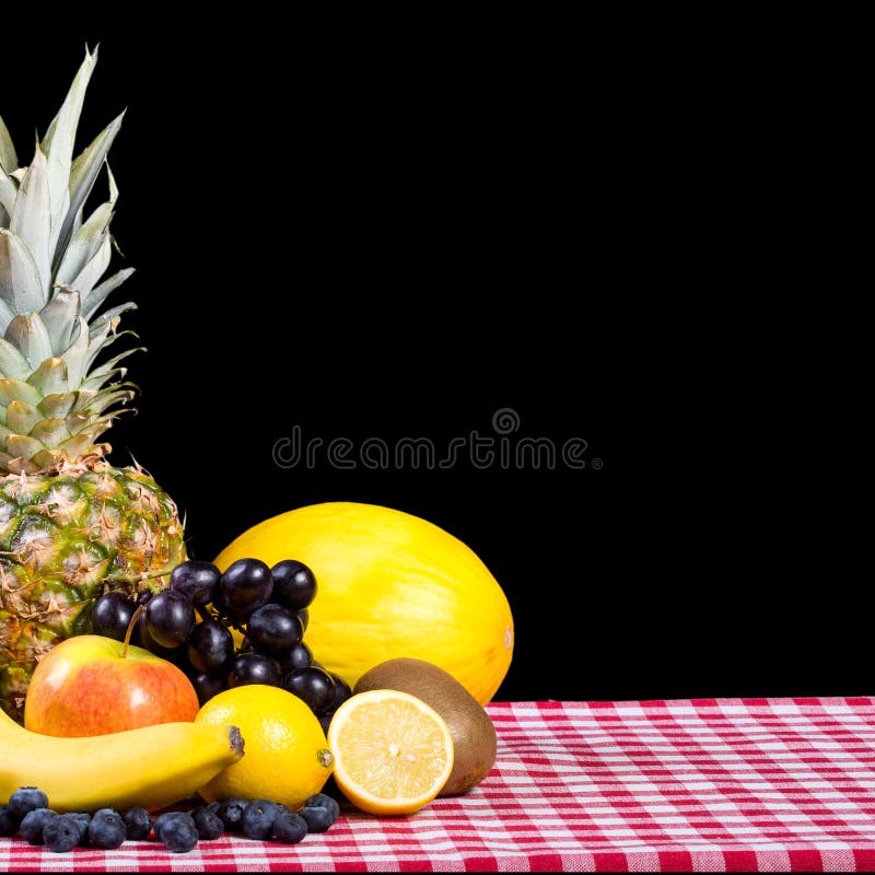 Fruit sur le textile de nappe photos libres de droits Fruit sur le textile de nappe photos libres de droits