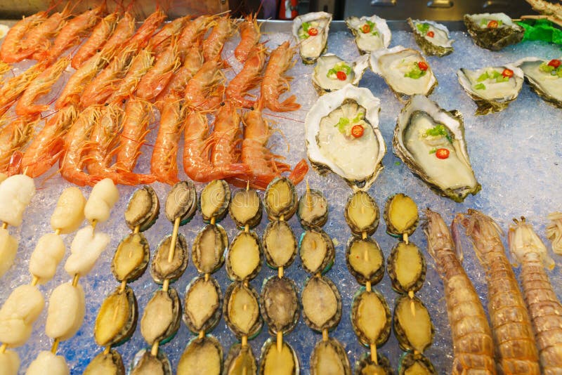 Fruits de mer de rue sur le marché de nuit de Taïwan images stock Fruits de mer de rue sur le marché de nuit de Taïwan images stock
