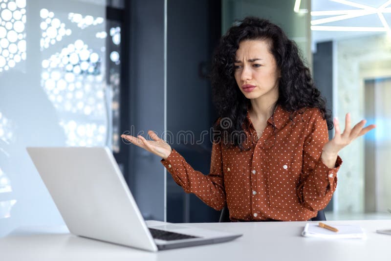 Frustrated Business Woman Looking At Laptop Screen Dissatisfied Female