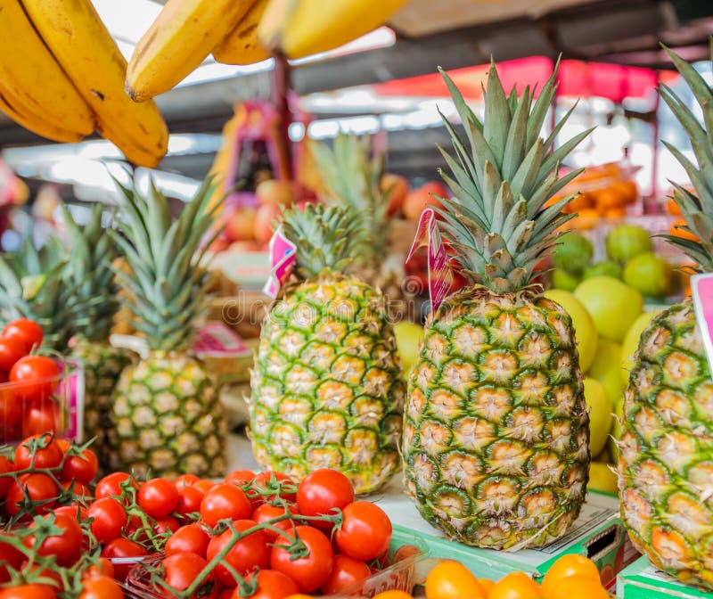 Frutta esotica fresca dell'ananas fotografia stock libera da diritti Frutta esotica fresca dell'ananas fotografia stock libera da diritti
