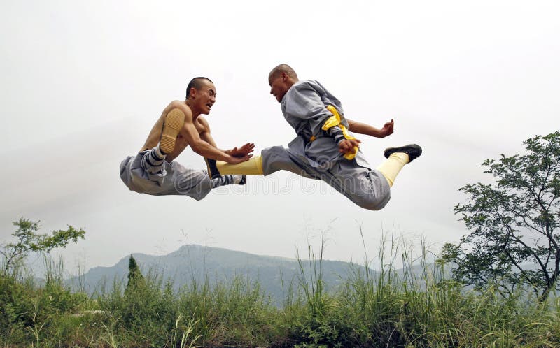 Fu chinois de kung photos libres de droits Fu chinois de kung photos libres de droits