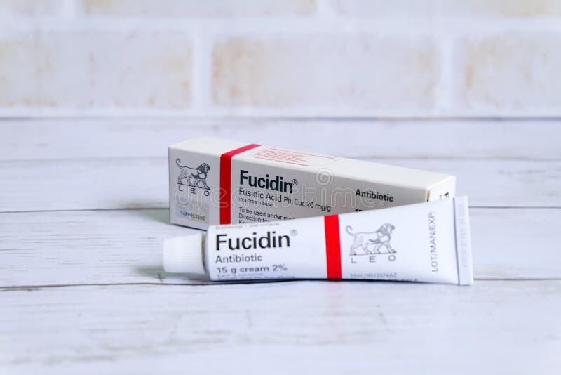 Fucidin Creme 2 Fusidic Saure Antibiotikum Fur Externen Gebrauch Antibiotische Creme Im Rohr Lokalisiert Auf Weissem Hintergrund Redaktionelles Stockbild Bild Von Gebrauch Fucidin 143799714