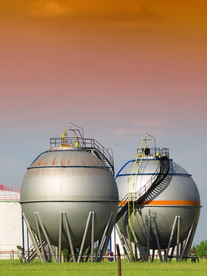 Fuel Storage Tank