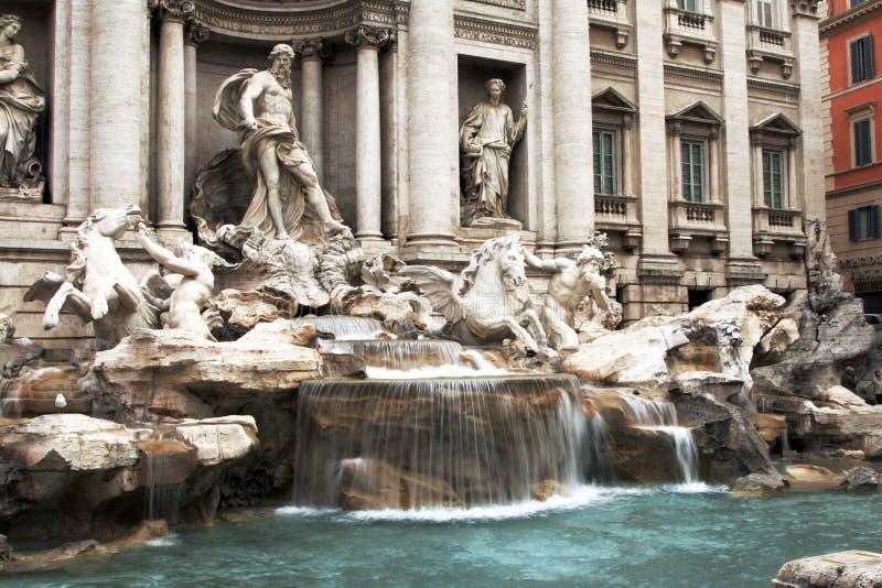 Fuente del Trevi en Roma, Italia foto de archivo libre de regalías Fuente del Trevi en Roma, Italia foto de archivo libre de regalías