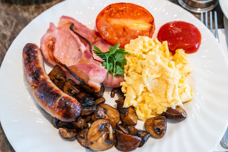 Full English Breakfast stock photo. Image of beans, mushrooms - 124428992