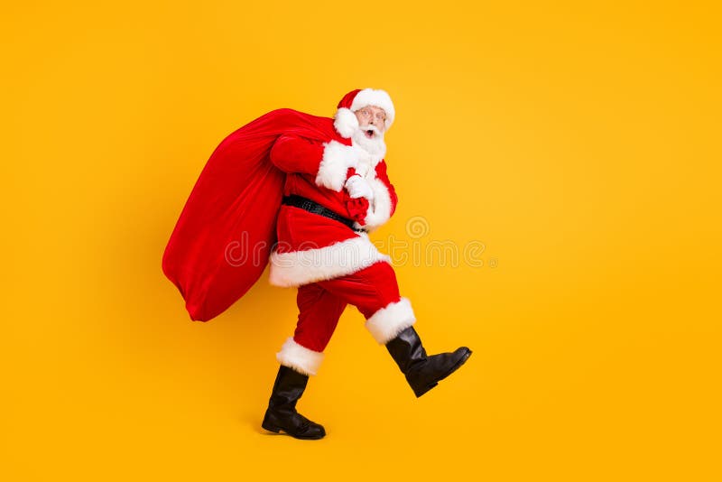 https://thumbs.dreamstime.com/b/full-length-body-size-profile-side-view-his-nice-funny-cheery-amazed-white-haired-santa-carrying-big-large-sack-custom-197600791.jpg