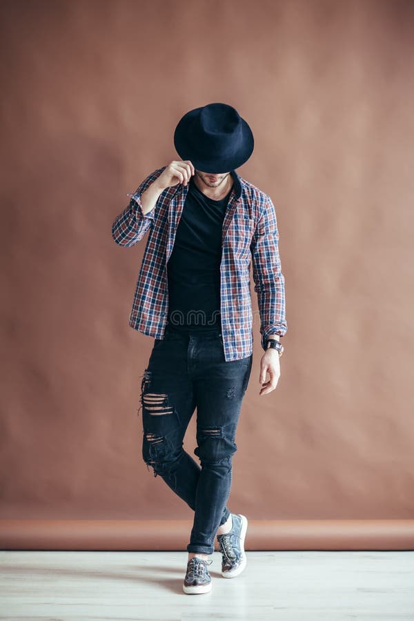 Free Images : casual, man, male, boy, guy, look, studio, posing, latin,  dramatic, hunk, attractive, beautiful, caucasian, confident, cute, happy,  handsome, pose, young, sexy, holding, hand, jeans, hair, long, hairstyle,  cool, white,