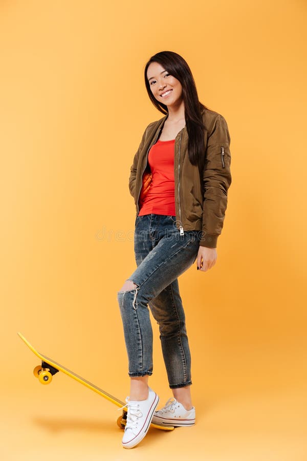 Full length portrait of a smiling pretty girl stock photography Full length portrait of a smiling pretty girl stock photography