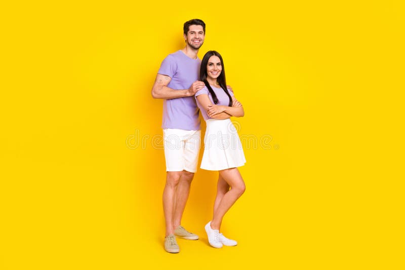 https://thumbs.dreamstime.com/b/full-size-photo-attractive-young-woman-man-embrace-shopping-banner-discount-wear-trendy-purple-look-isolated-yellow-color-279810949.jpg