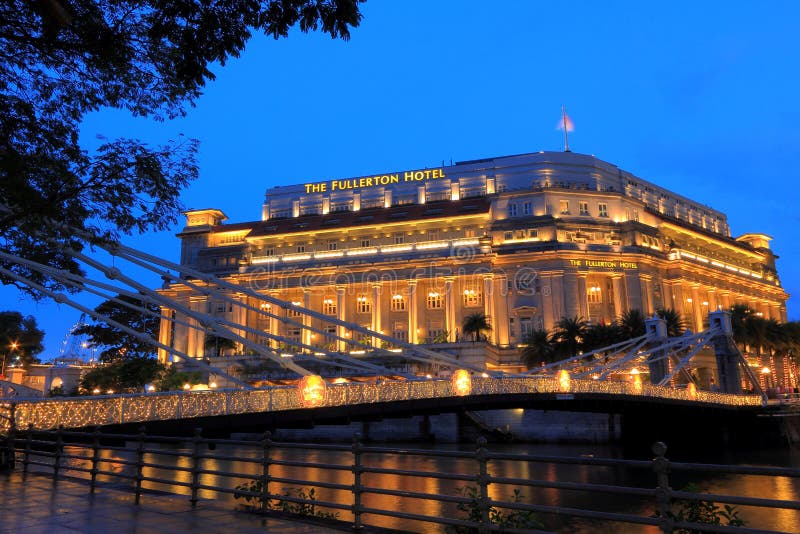 The Fullerton Hotel in the evening, Singapore