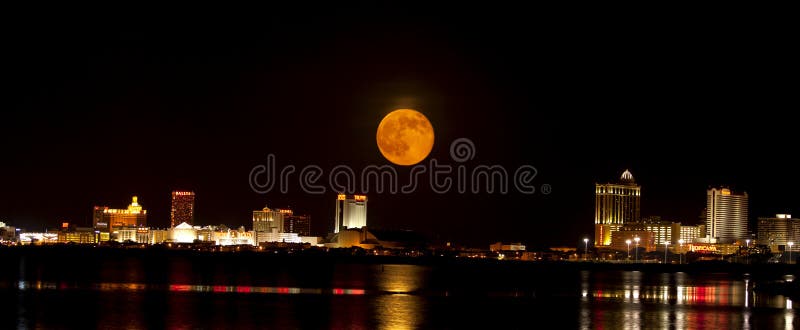 Full Moon rising over Atlantic City, New Jersey. Full Moon rising over Atlantic City, New Jersey