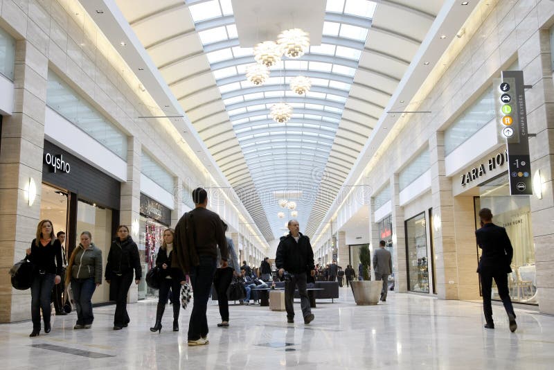 Thursday, October 29, 2009. Customers are walking and shopping in AFI Palace Cotroceni Mall, in Bucharest, Romania. Thursday, October 29, 2009. Customers are walking and shopping in AFI Palace Cotroceni Mall, in Bucharest, Romania.