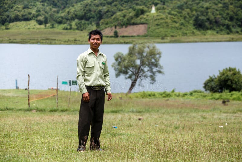 Funcionario de la administración del gobierno en Chin State, Myanmar imagen de archivo