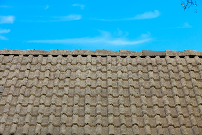 Download Fundo Da Arquitetura Da Textura Do Telhado De Telhas De Brown Foto de Stock - Imagem de carcaça, architectural: 65577020