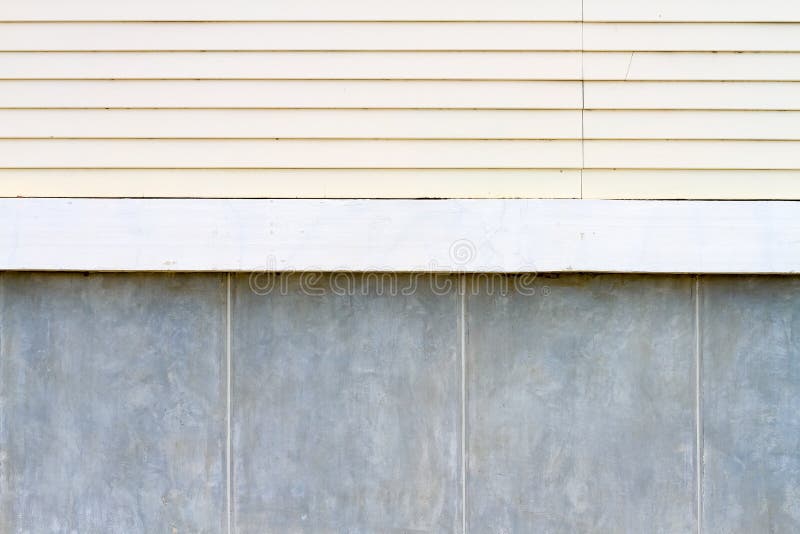 Fundo da parede do muro de cimento e da madeira imagem de stock royalty free