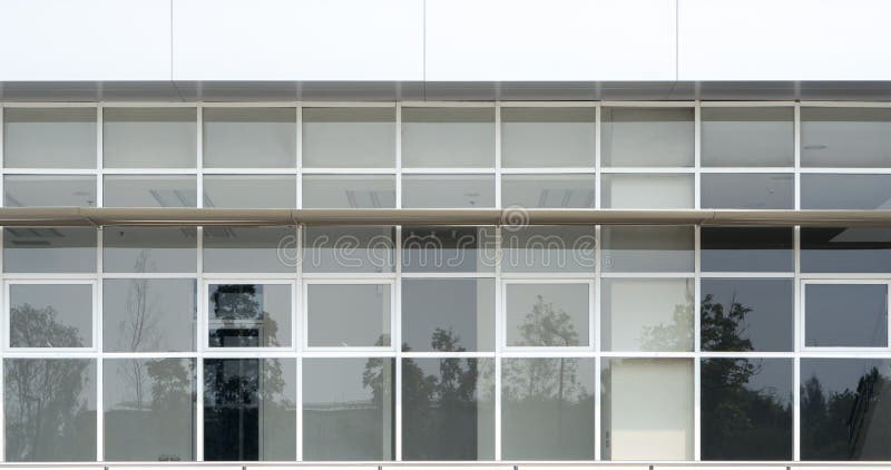 Fundo do Windows do Office Grande Vazio imagem de stock royalty free Fundo do Windows do Office Grande Vazio imagem de stock royalty free
