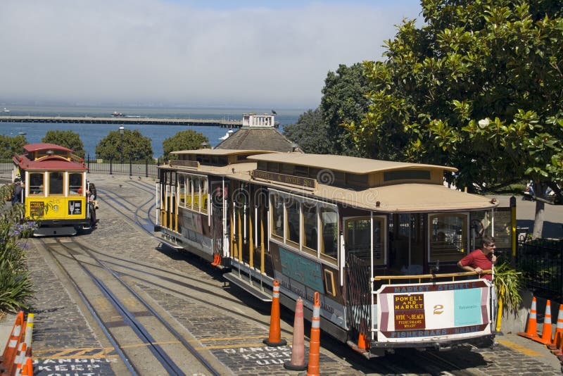 Funiculaire à San Francisco images stock Funiculaire à San Francisco images stock
