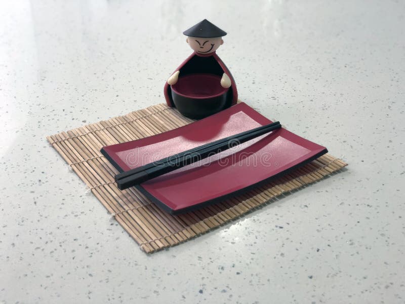 https://thumbs.dreamstime.com/b/funny-dish-red-sushi-funny-dish-red-sushi-bamboo-top-japanese-toy-128513564.jpg