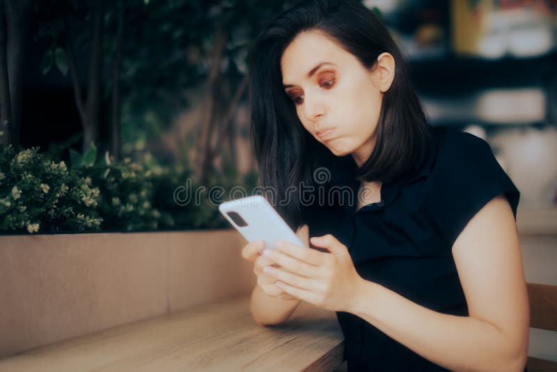 Funny Girl Looking Disappointed Reading a Text Message Stock Photo - Image  of misspelling, girlfriend: 241530038
