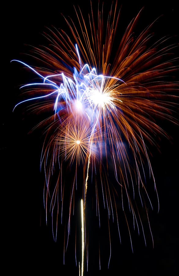 Fuoco d'artificio fotografia stock Fuoco d'artificio fotografia stock