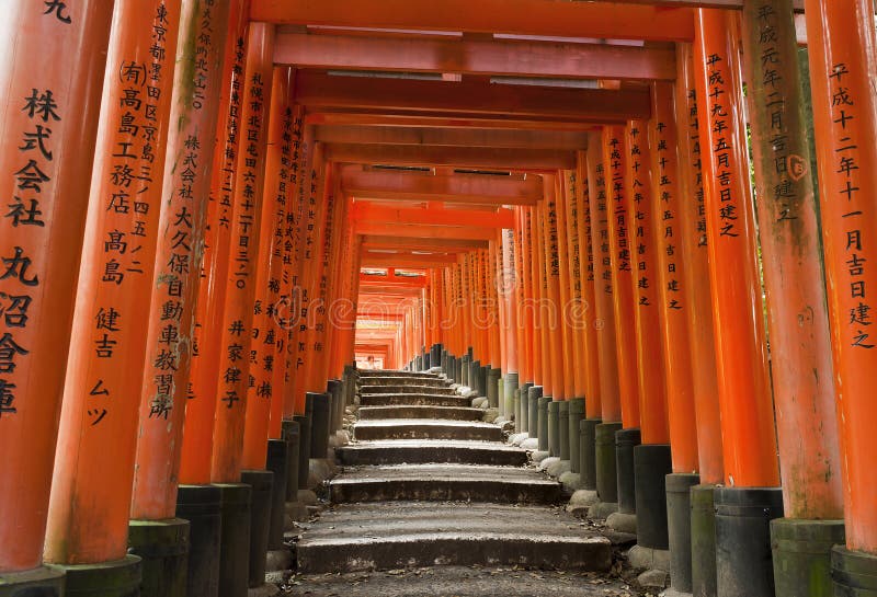 fushimiinari royaltyfria foton fushimiinari royaltyfria foton