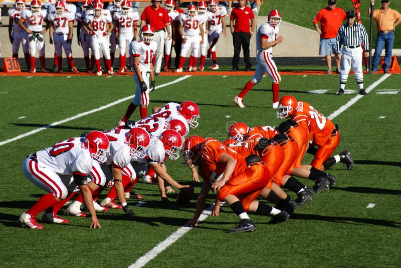 Jogo De Futebol Americano Da High School Imagem de Stock - Imagem de  americano, jogos: 99074365