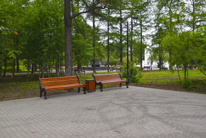 Fyrkantigt hörn på den Leningradskaya gatan, Murmansk royaltyfri bild Fyrkantigt hörn på den Leningradskaya gatan, Murmansk royaltyfri bild
