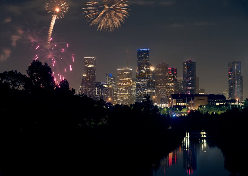 Fyrverkerier på staden av Houston Texas i hedern av 4th Juli USA sj?lvst?ndighetsdagen