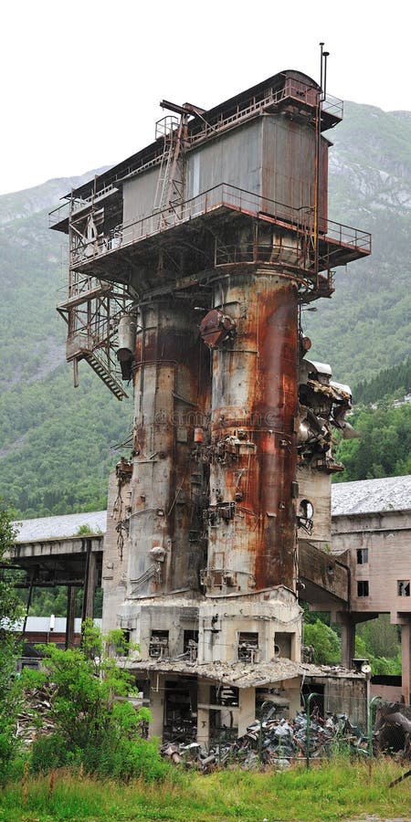 Fábrica abandonada foto de archivo libre de regalías Fábrica abandonada foto de archivo libre de regalías
