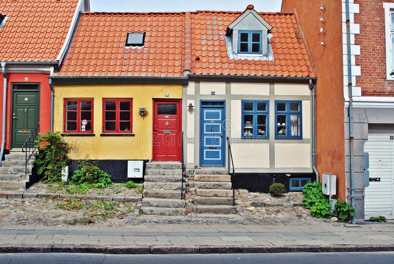 färgrika denmark hus royaltyfri fotografi färgrika denmark hus royaltyfri fotografi