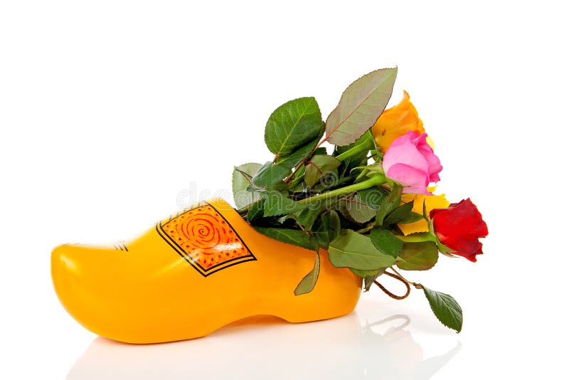 färgrika holländska ro shoe trä royaltyfria foton färgrika holländska ro shoe trä royaltyfria foton
