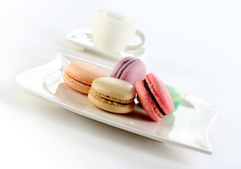 Färgrika macarons royaltyfri foto