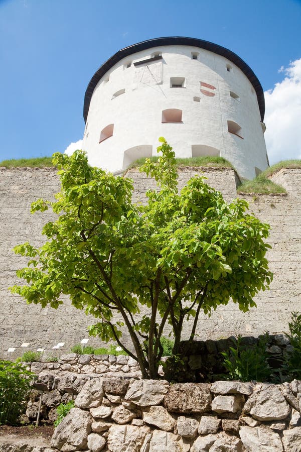 fästningkufstein royaltyfria foton fästningkufstein royaltyfria foton