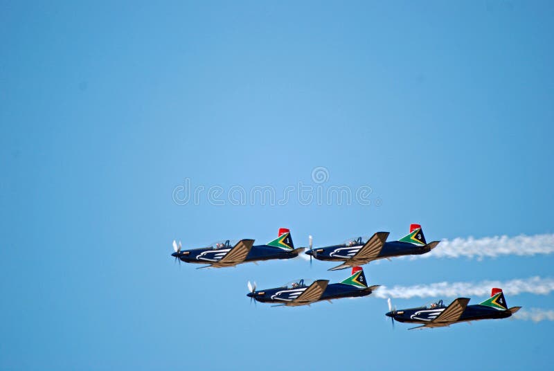 Fête aérienne de Pilatus PC-7 Mk II Astra images libres de droits Fête aérienne de Pilatus PC-7 Mk II Astra images libres de droits