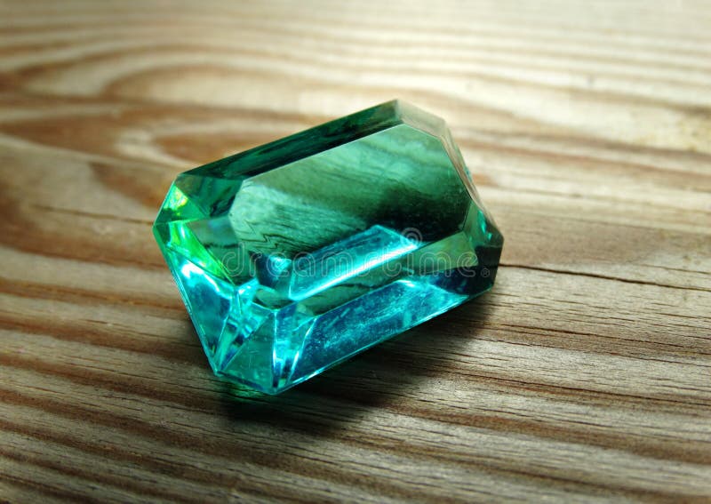 För safirdiamant för ädelsten crystal juvel royaltyfri fotografi För safirdiamant för ädelsten crystal juvel royaltyfri fotografi