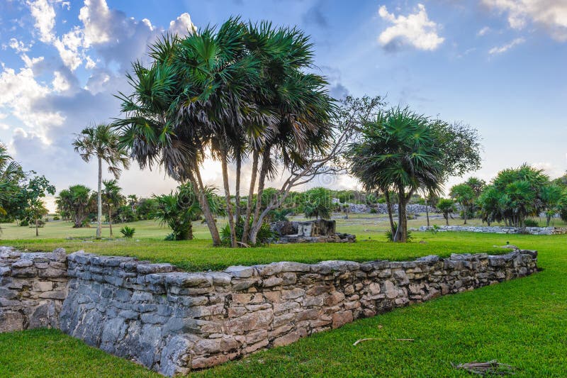 Fördärvar av Tulum arkivfoton