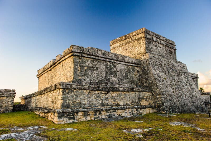 Fördärvar av Tulum royaltyfri foto