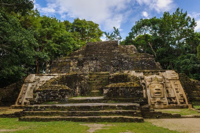 Fördärvar av Tulum arkivfoto