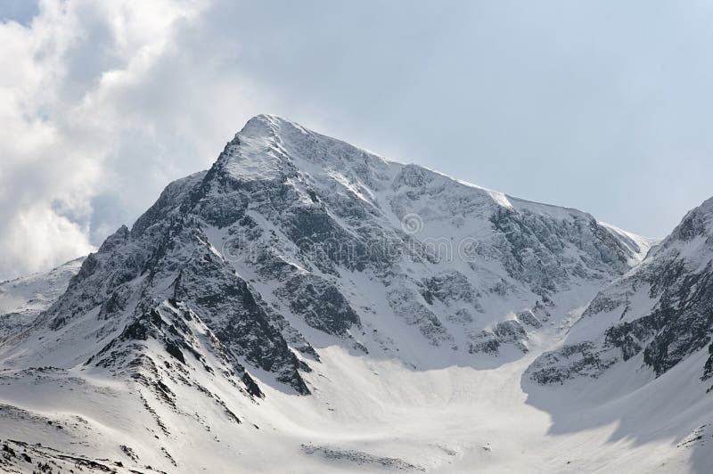 Trip in Fagaras Mountains, in april. Trip in Fagaras Mountains, in april.