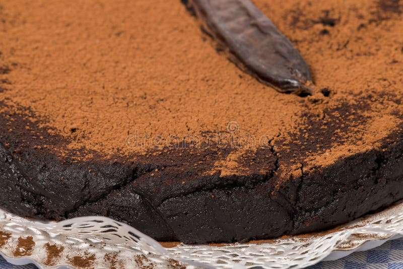 Gateau Fait Maison De Caroube Image Stock Image Du Table Farine Gateau Fait Maison De Caroube Image Stock Image Du Table Farine