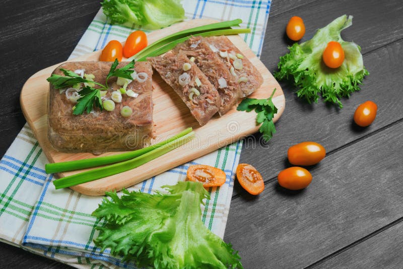 Galantine d'aspic de gelée de viande photos stock Galantine d'aspic de gelée de viande photos stock